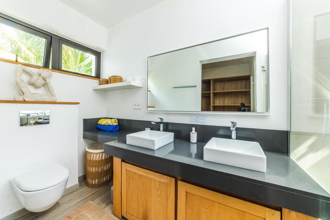 Blue Residences- Ground Floor Two Bedroom Apartment Гранд Байе Екстериор снимка